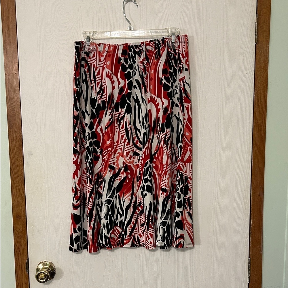 Elementz Red and Black Patterned Skirt Size Medium